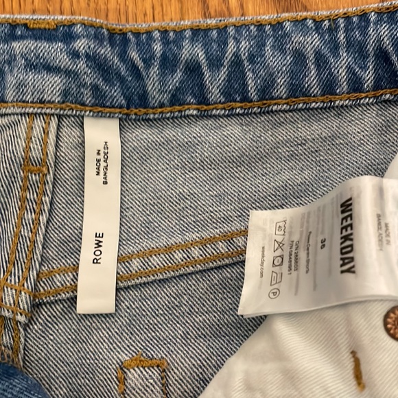 Weekday Rowe Denim Shorts High Rise Size 4 (36) - Picture 5 of 7